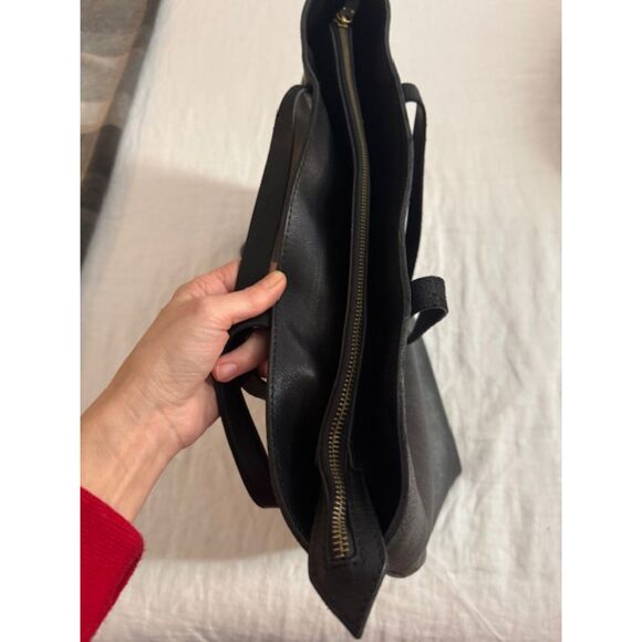 Madewell Large Transport Zipped Tote, Black - Picture 3 of 13